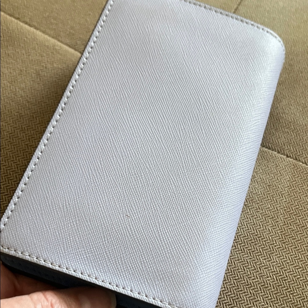 Kate Spade Blue and White Wallet - Picture 9 of 10